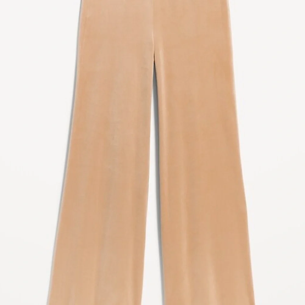 NWT Old Navy XS velour lounge pants , inseam 31 inches - Picture 3 of 3